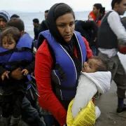 Bootsflüchtlinge suchen Schutz