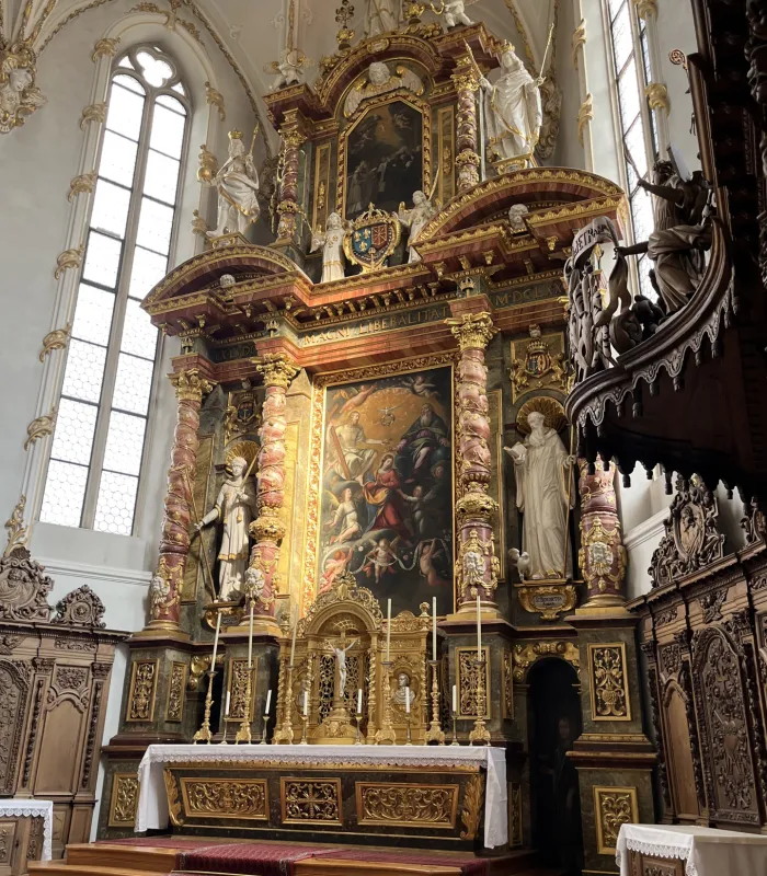 2023 Mariastein Altar (Foto: Kirchgemeinde Biel-Benken)