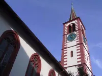 Liestal - Kirche und Turm  (foto: Wolfgang Bittner)