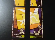 Weihnachtsfenster (Foto: Kirchgemeinde Trin)